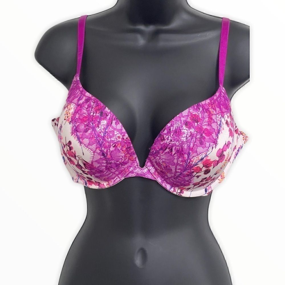 Victoria’s Secret VERY SEXY Push-up Bra in 34DD